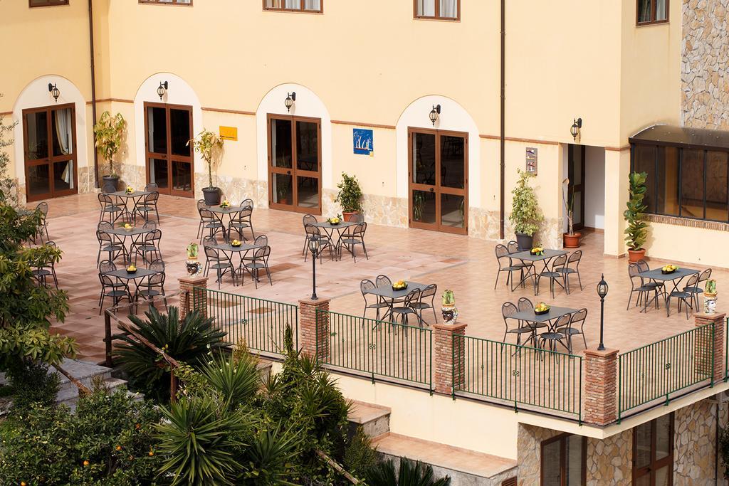Agriturismo Villa Orchidea Alì Terme Eksteriør bilde